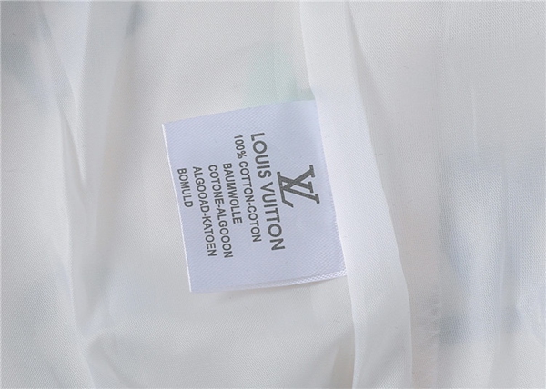 ブランドジャケット全体デザイン